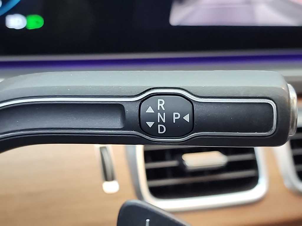 Mercedes Benz GLS Class - Vista 8