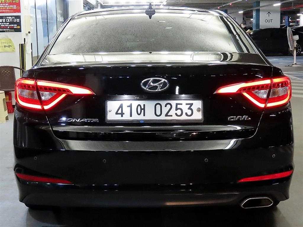 HYUNDAI Sonata - Vista 5