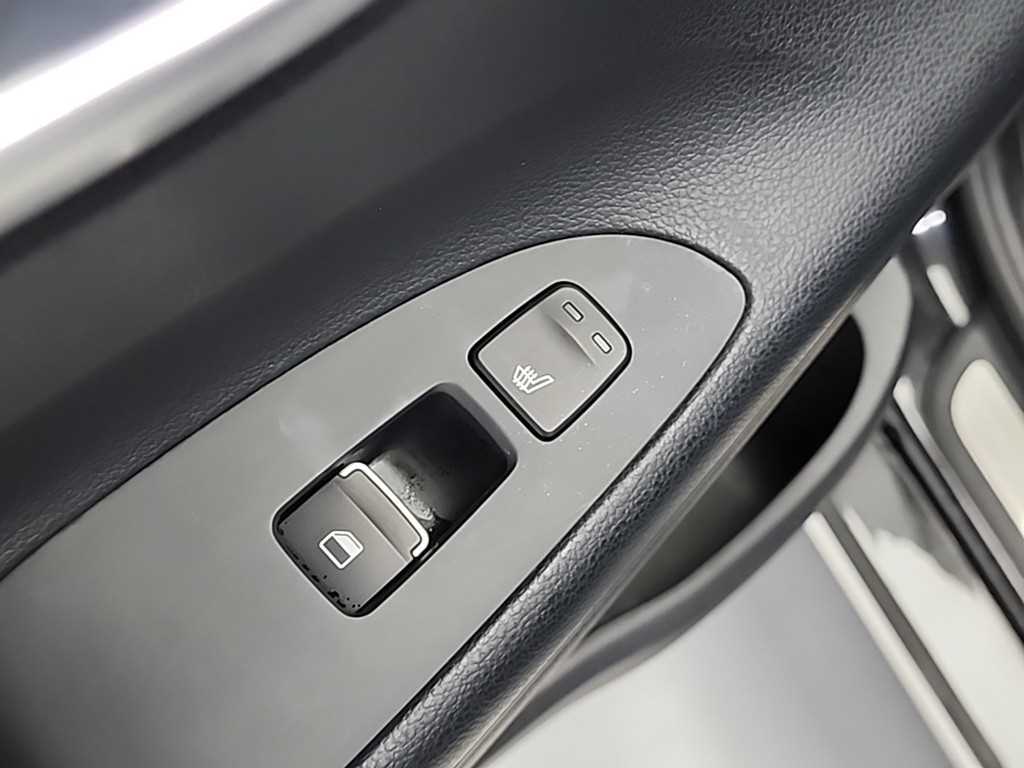 HYUNDAI Grandeur 2019 Negro - Importación desde Corea - HF Imports Iquique - Foto 13