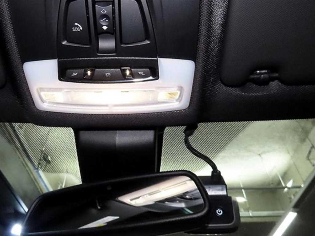 BMW 3 series 2018 Negro - Importación desde Corea - HF Imports Iquique - Foto 16