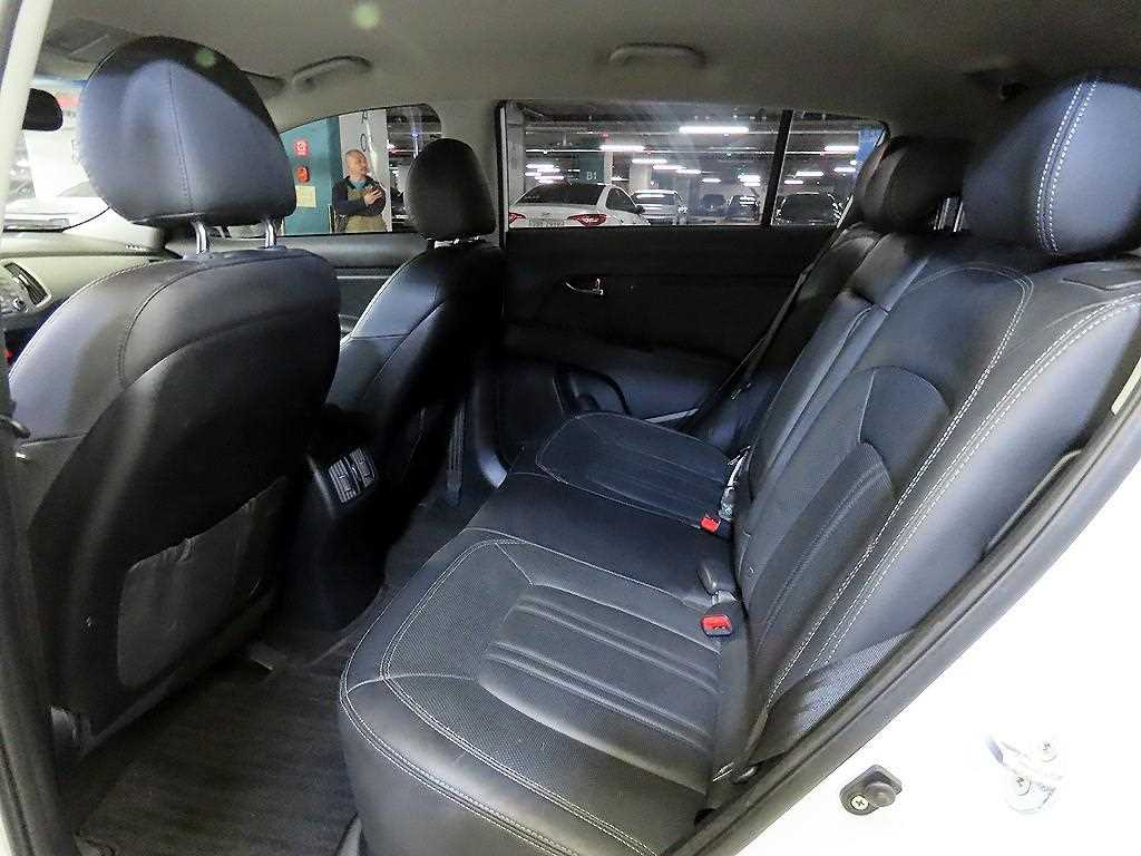 KIA Sportage - Vista 7