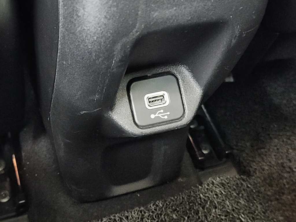 Jeep Renegade 2018 Negro - Importación desde Corea - HF Imports Iquique - Foto 13