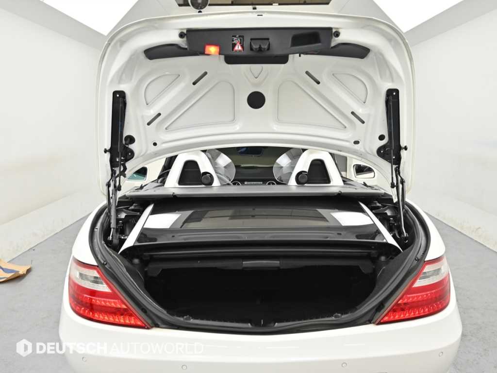 Mercedes Benz SLK Class 2015 Blanco - Importación desde Corea - HF Imports Iquique - Foto 19