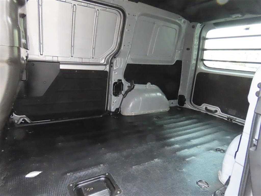 HYUNDAI Staria - Vista 8