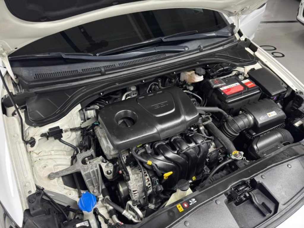 HYUNDAI Avante 2018 - Importación desde Corea - HF Imports Iquique - Foto 19