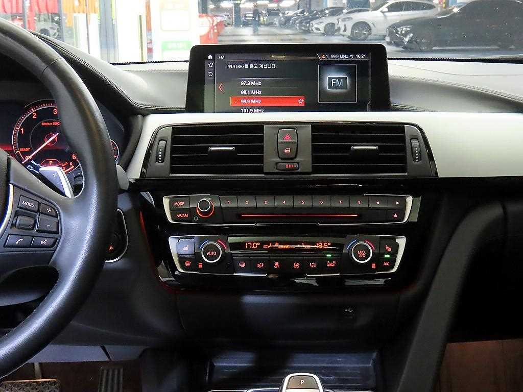 BMW 4 Series - Vista 11