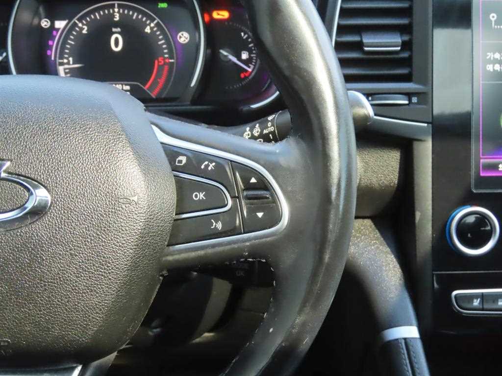 SAMSUNG QM6 - Vista 12