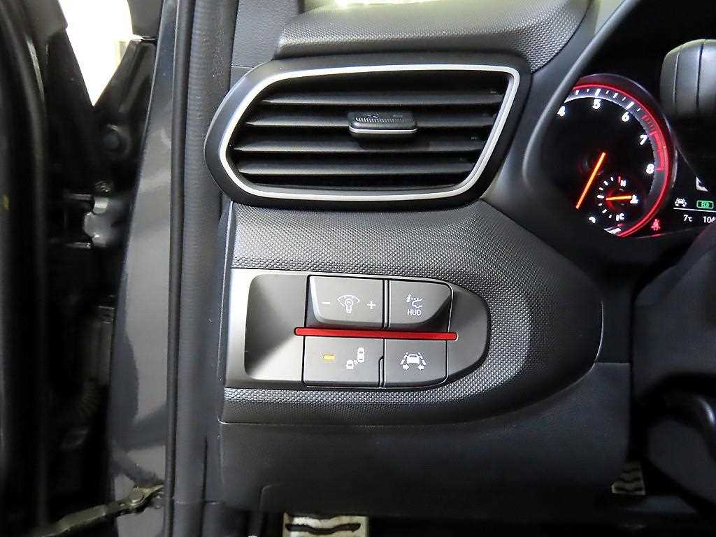 HYUNDAI Veloster 2018 - Importación desde Corea - HF Imports Iquique - Foto 17