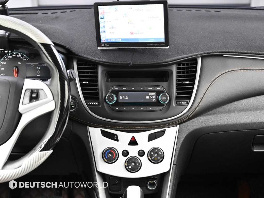 Chevrolet Trax 2018 Gris - Importación desde Corea - HF Imports Iquique - Foto 14