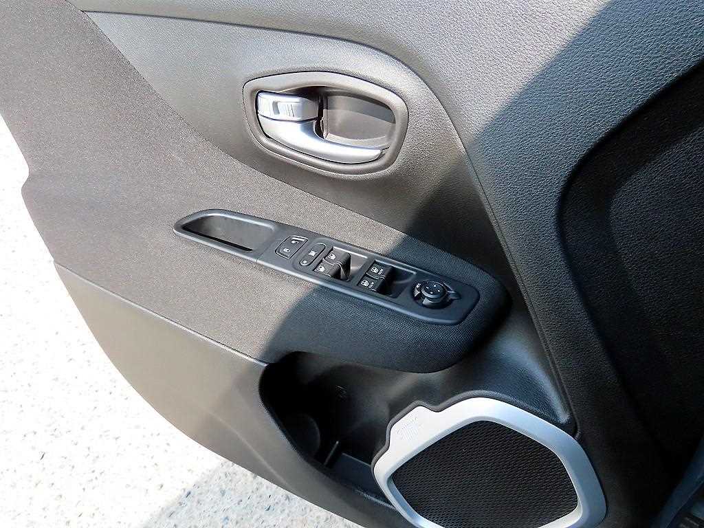 Jeep Renegade - Vista 11