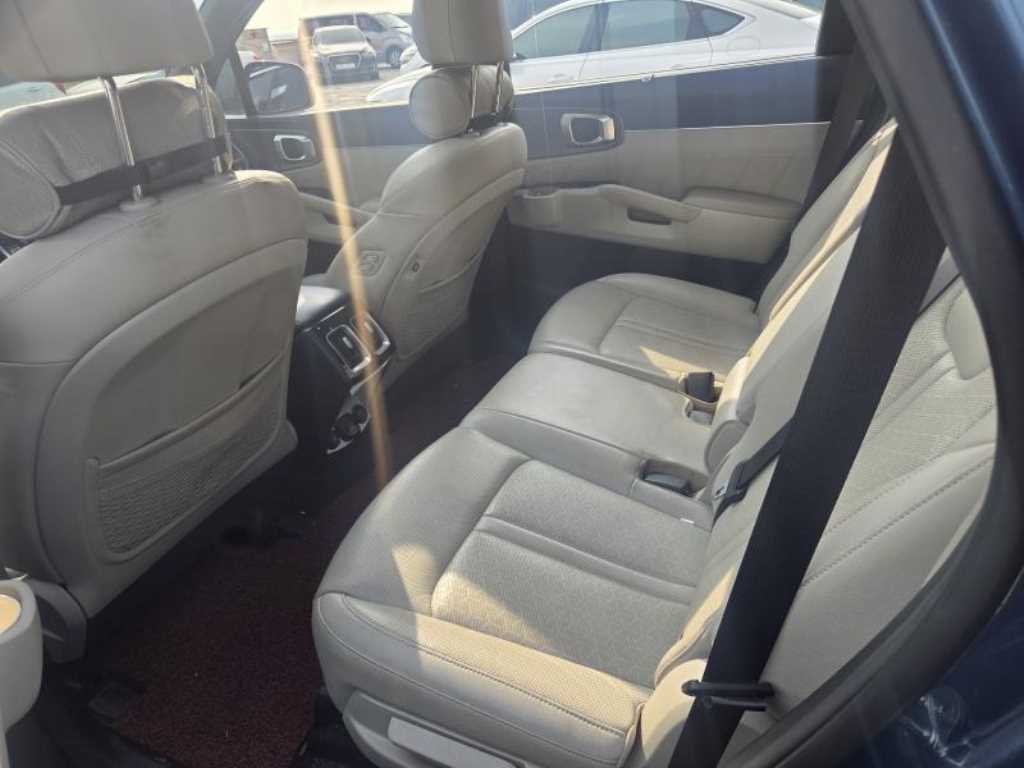 KIA Sorento - Vista 7