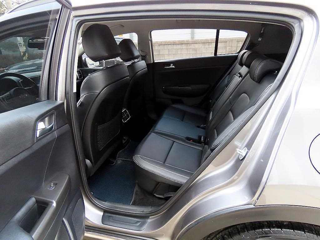 KIA Sportage - Vista 6