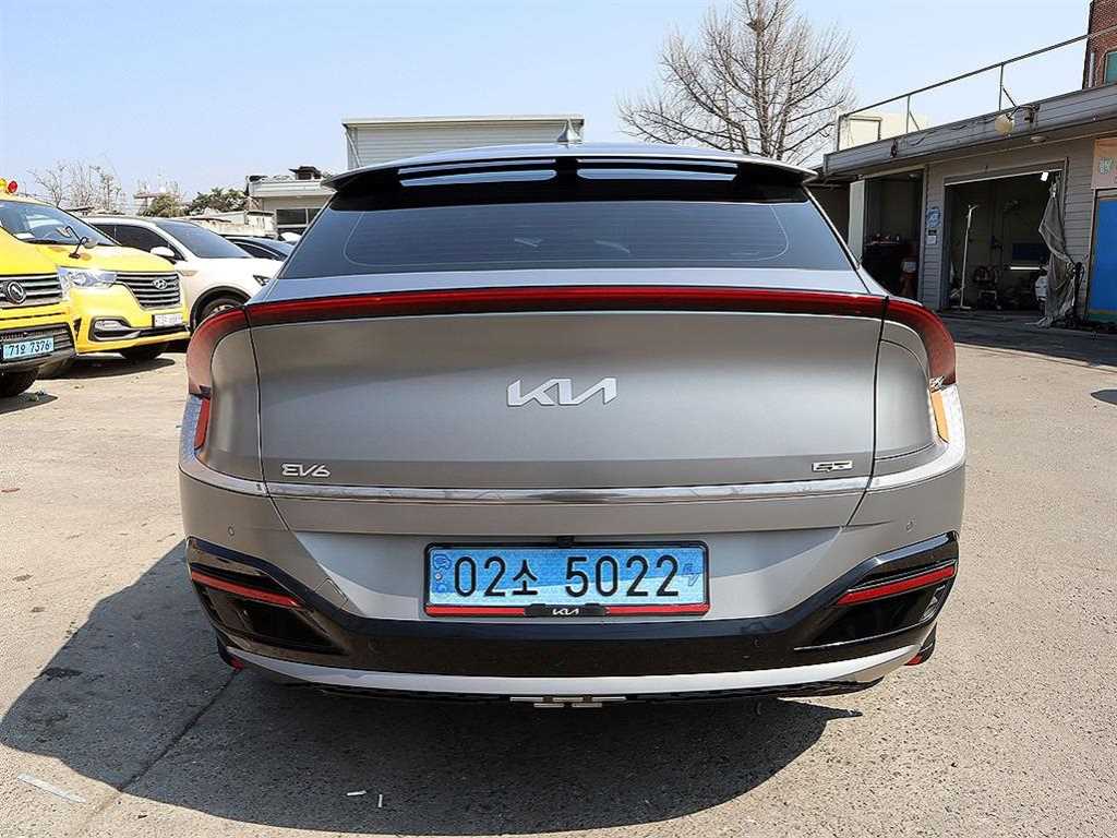 KIA EV6 - Vista 4
