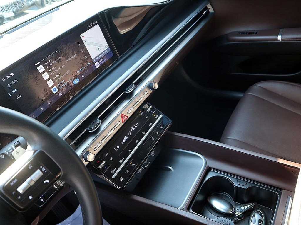 HYUNDAI Grandeur - Vista 10