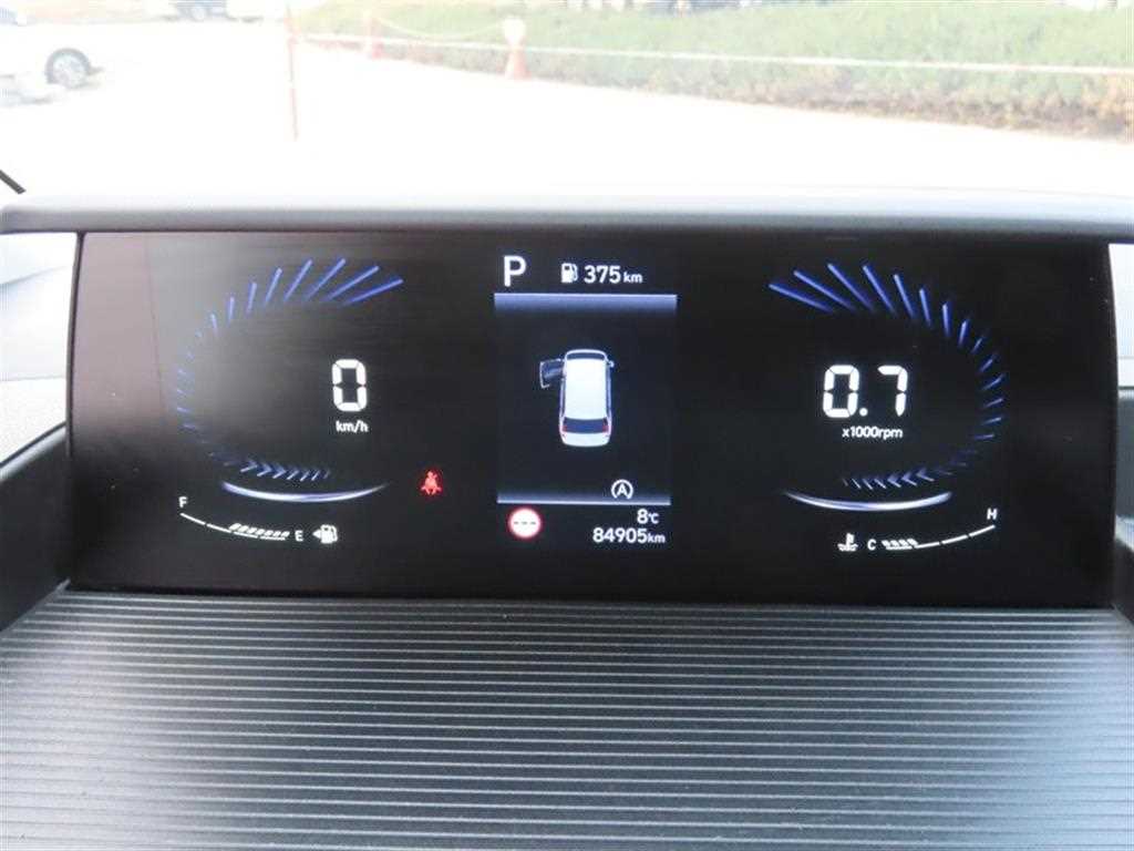 HYUNDAI Staria - Vista 11