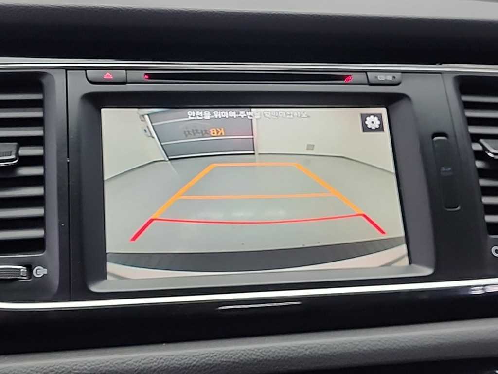 KIA Carnival 2016 Blanco - Importación desde Corea - HF Imports Iquique - Foto 18