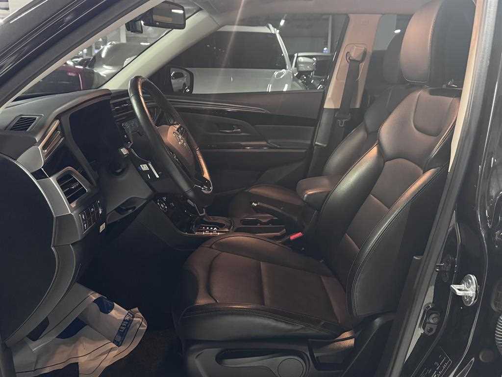 Ssangyong Korando - Vista 5