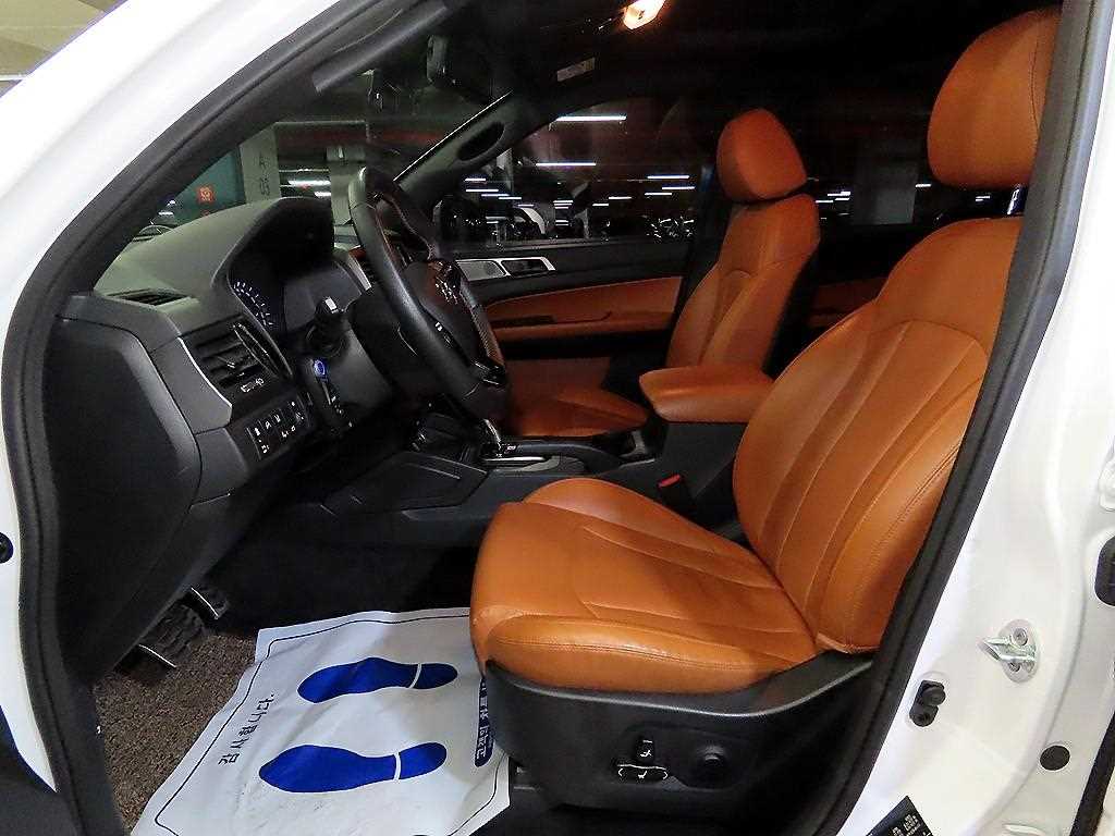 Ssangyong Rexton - Vista 6