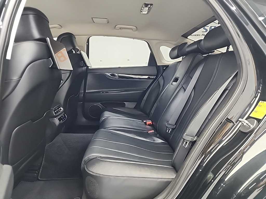 Genesis G80 - Vista 12