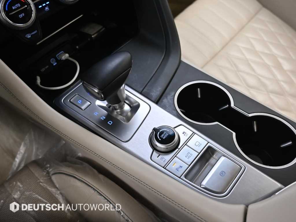 Genesis G70 - Vista 9