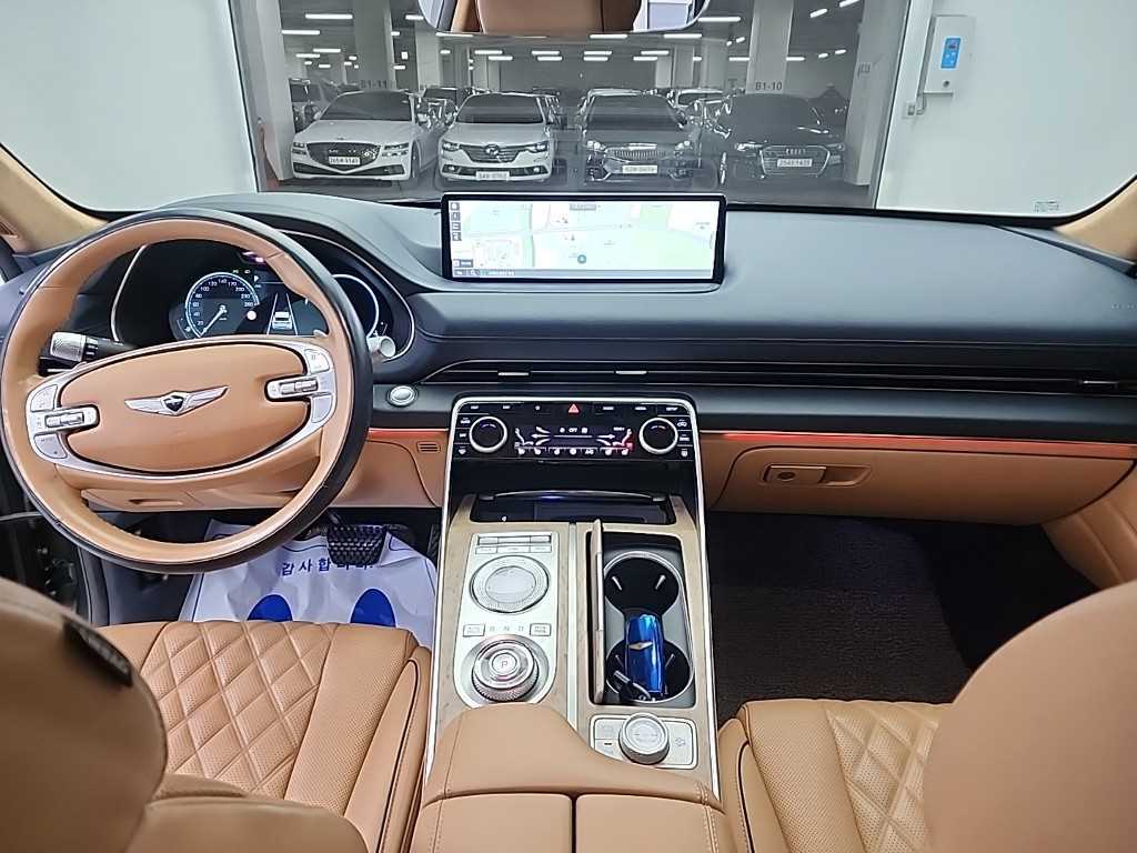 Genesis GV80 - Vista 7