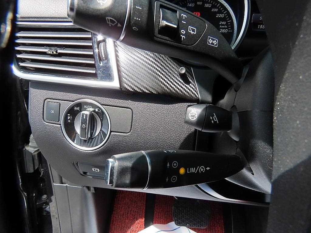 Mercedes Benz GLE Class - Vista 11