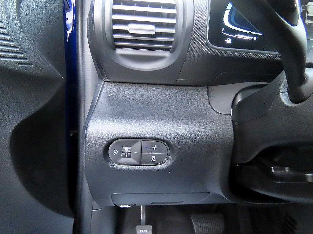 HYUNDAI Casper - Vista 12