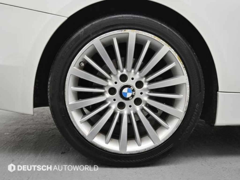 BMW 4 Series - Vista 5