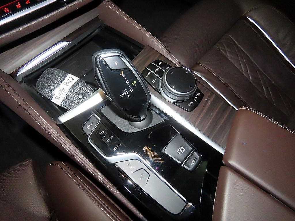 BMW 5 Series - Vista 12