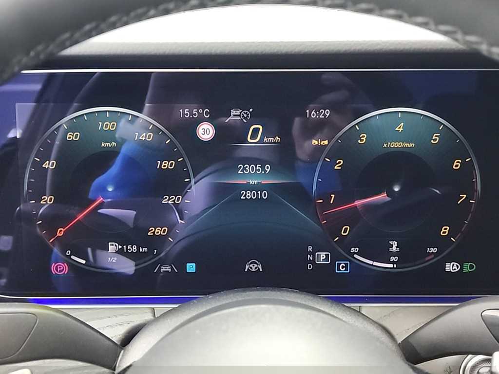 Mercedes Benz E class - Vista 7