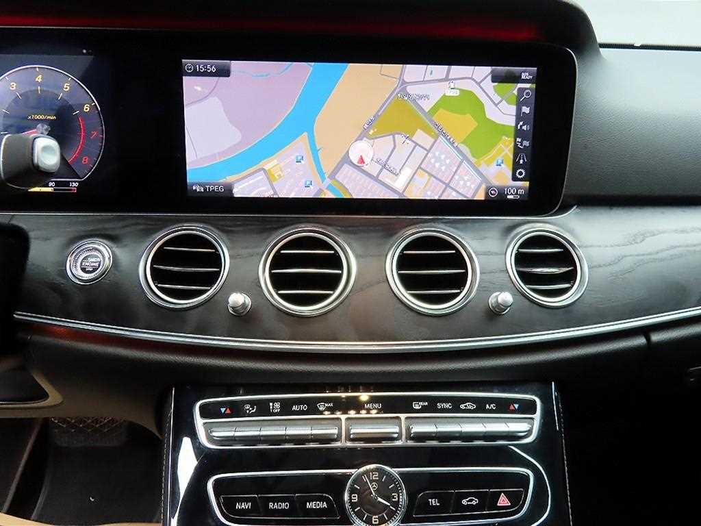 Mercedes Benz E class 2019 Blanco - Importación desde Corea - HF Imports Iquique - Foto 13