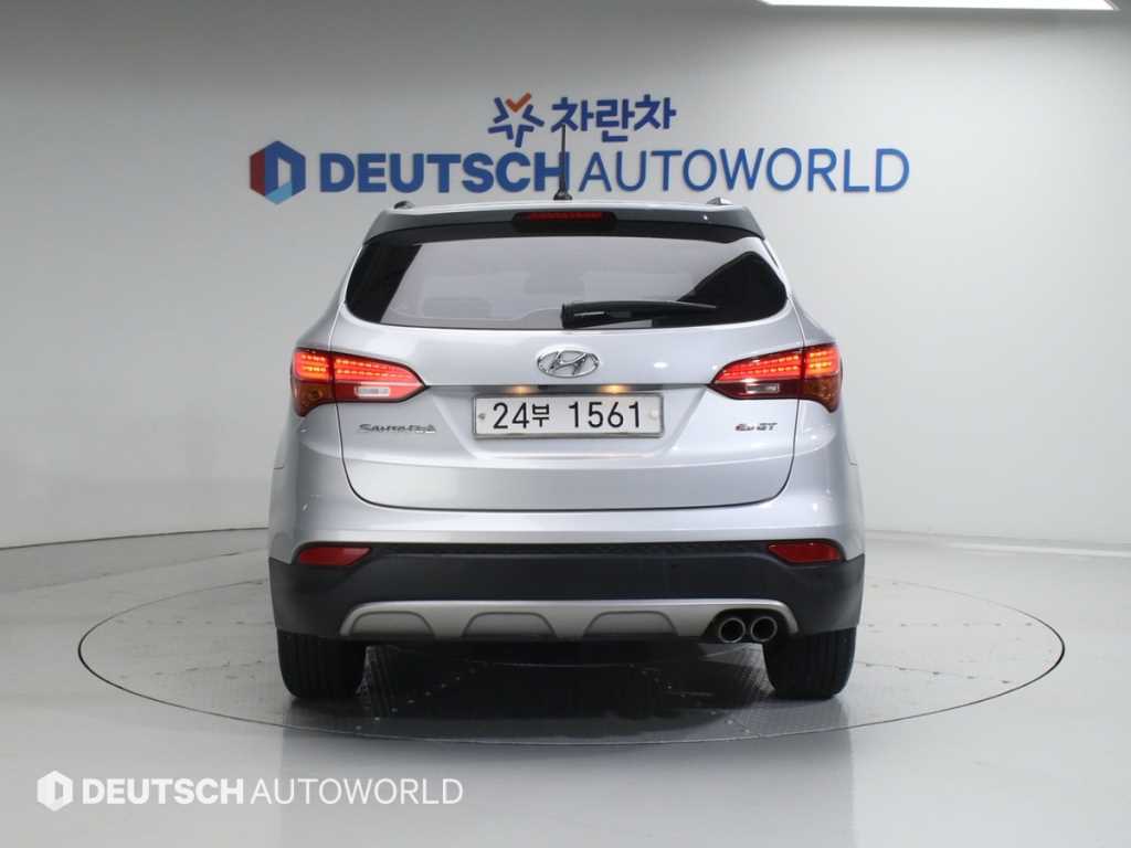 HYUNDAI Santa Fe - Vista 4