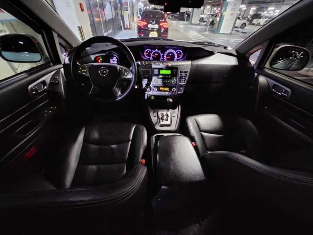 Ssangyong Korando - Vista 6