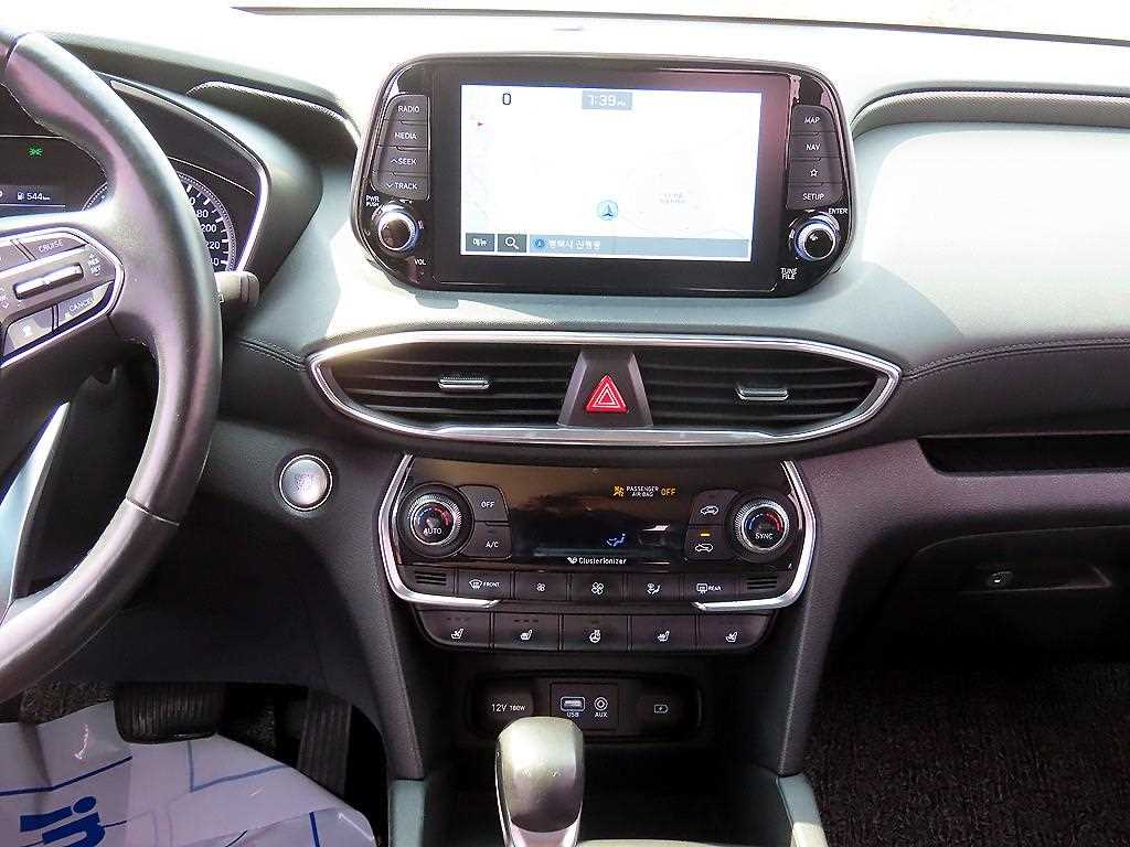 HYUNDAI Santa Fe - Vista 10