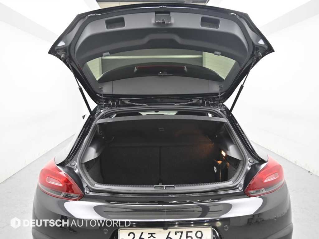 Volkswagen Scirocco 2013 Negro - Importación desde Corea - HF Imports Iquique - Foto 19