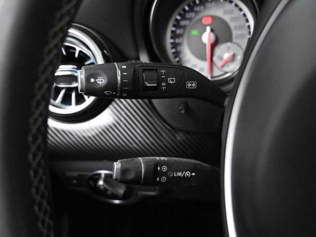 Mercedes Benz GLA Class 2016 Negro - Importación desde Corea - HF Imports Iquique - Foto 17