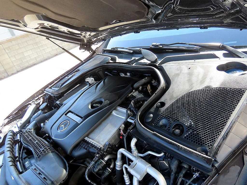 Mercedes Benz E class 2021 Gris - Importación desde Corea - HF Imports Iquique - Foto 19