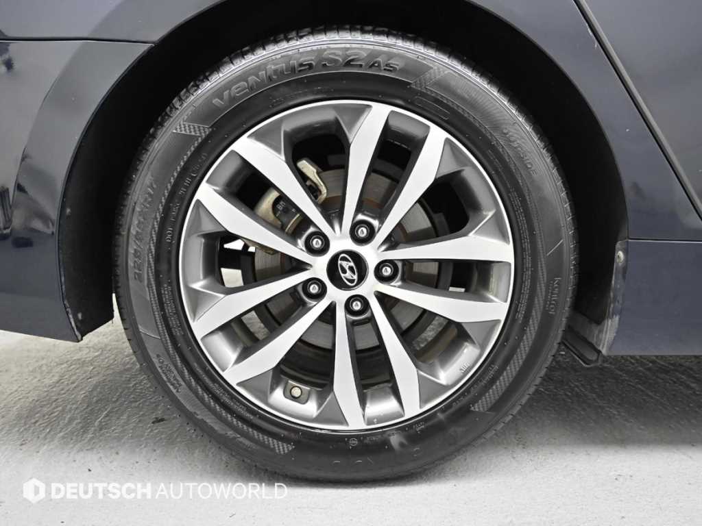 HYUNDAI Grandeur - Vista 5