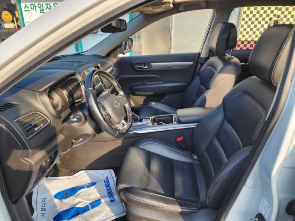 SAMSUNG QM6 2018 Blanco - Importación desde Corea - HF Imports Iquique - Foto 16