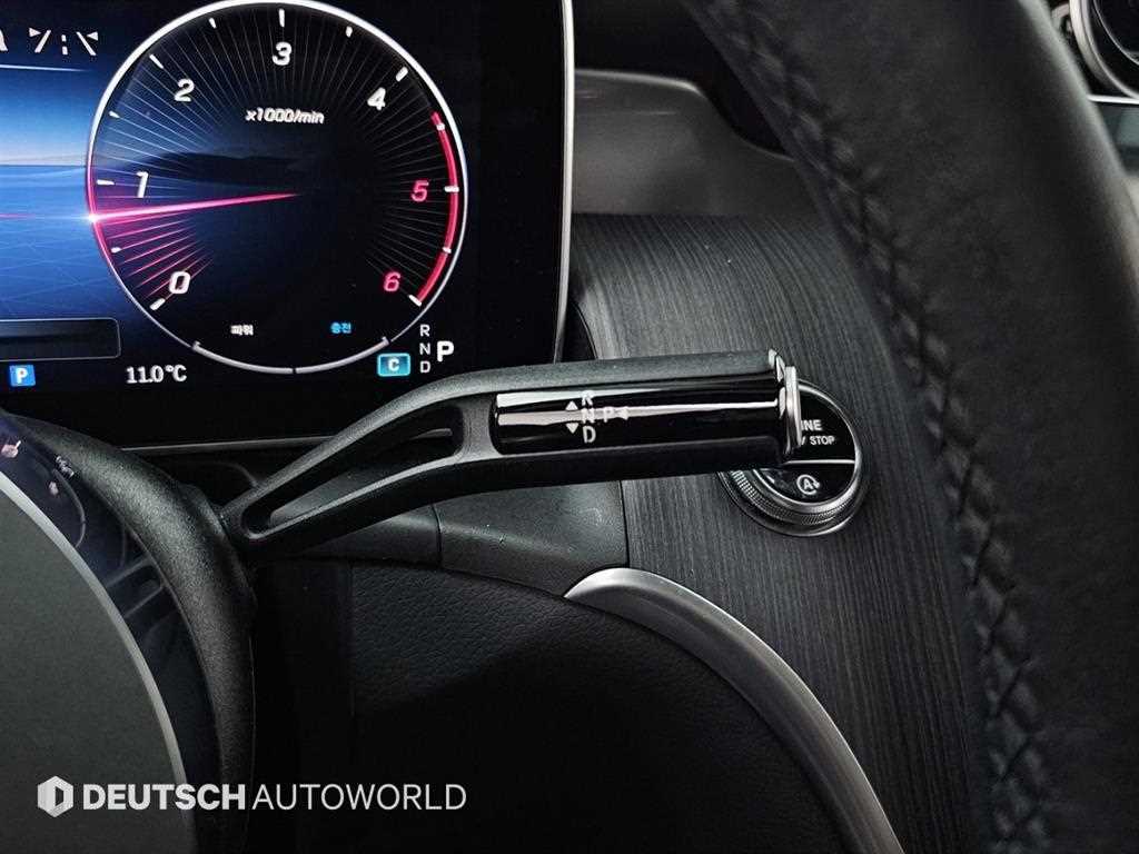 Mercedes Benz GLC Class - Vista 9