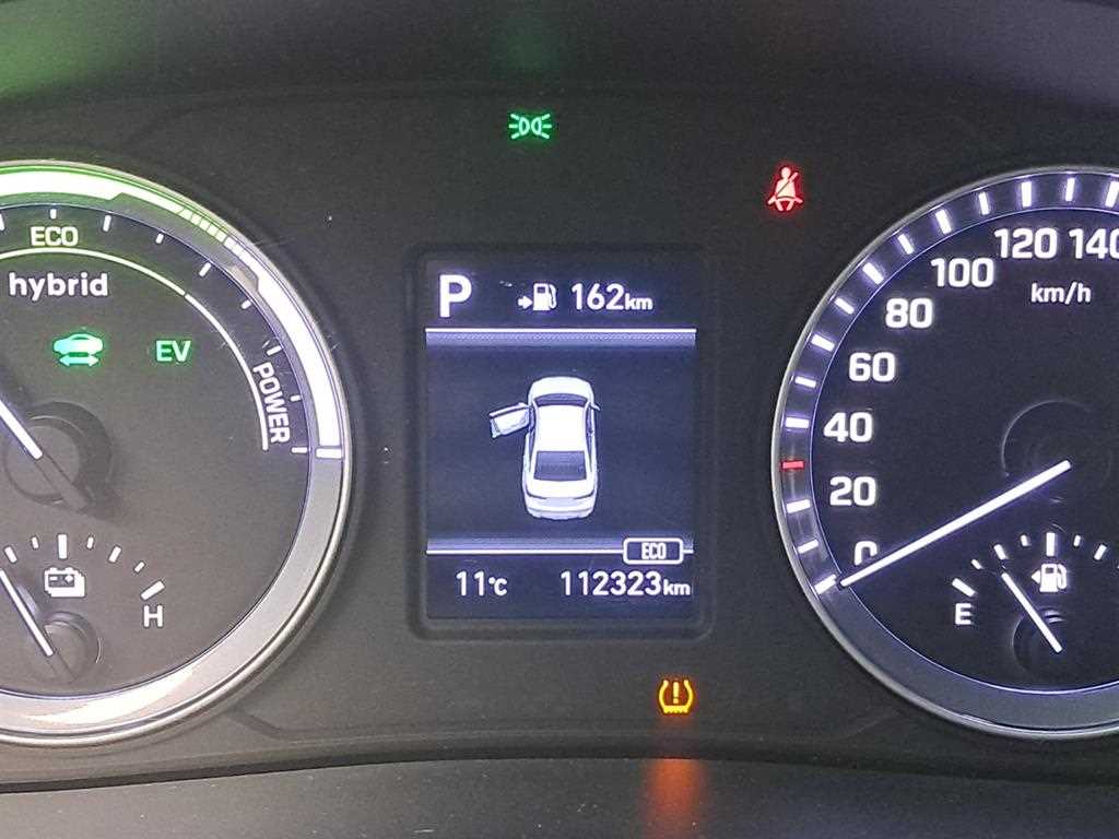 HYUNDAI Sonata - Vista 7