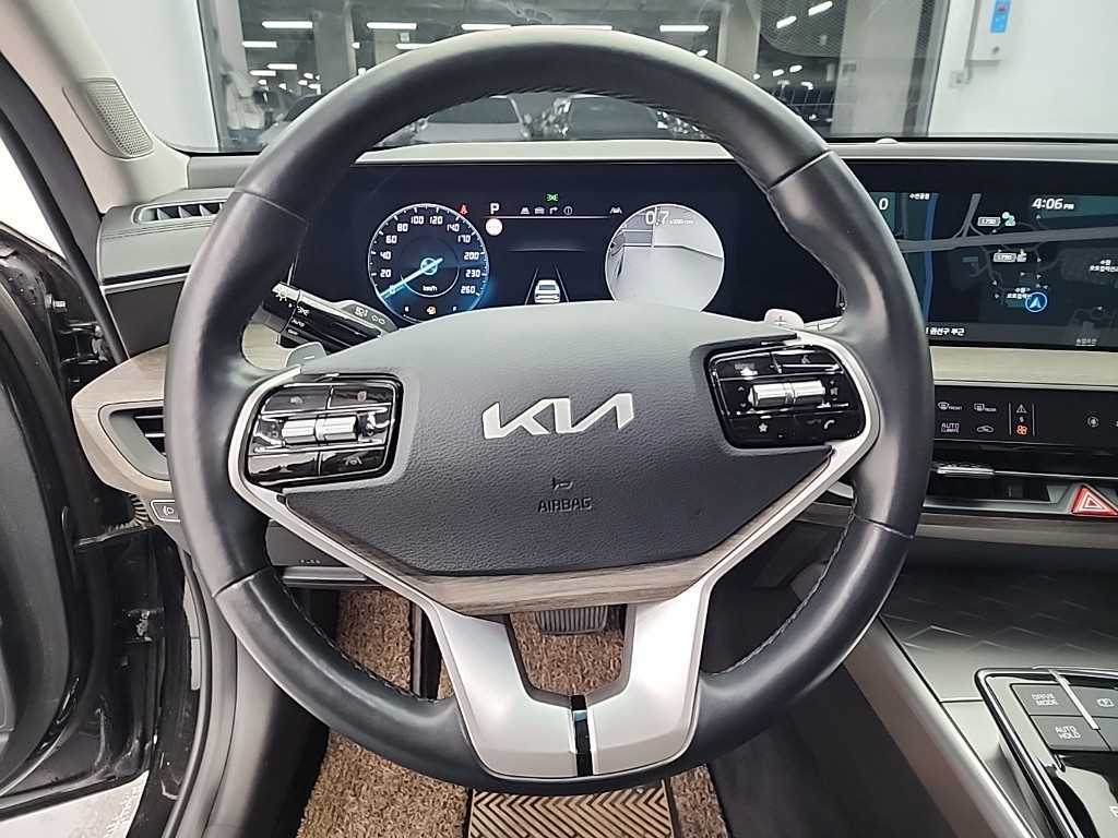 KIA K8 - Vista 9