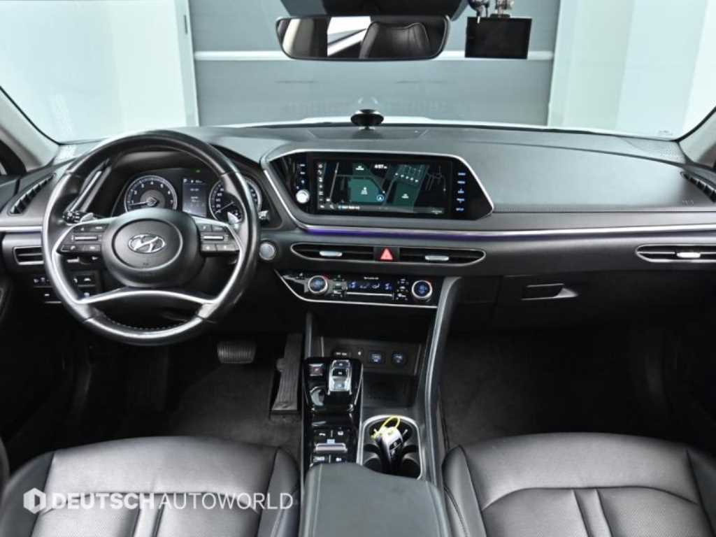 HYUNDAI Sonata - Vista 9