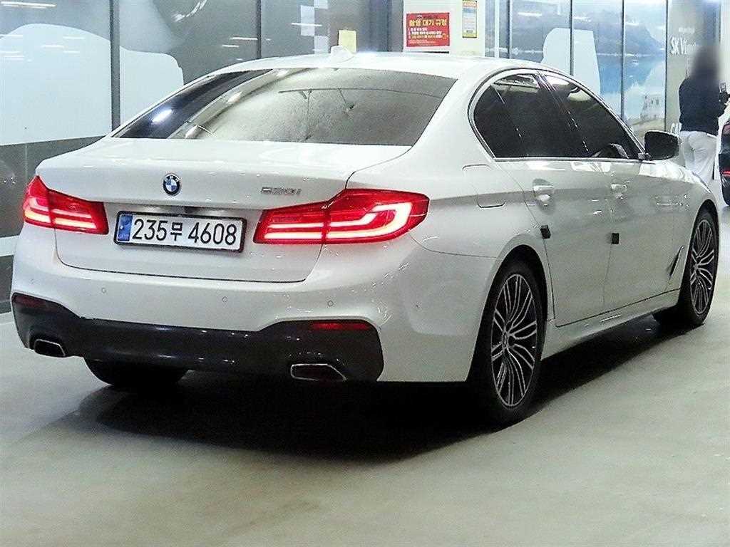 BMW 5 Series - Vista 4