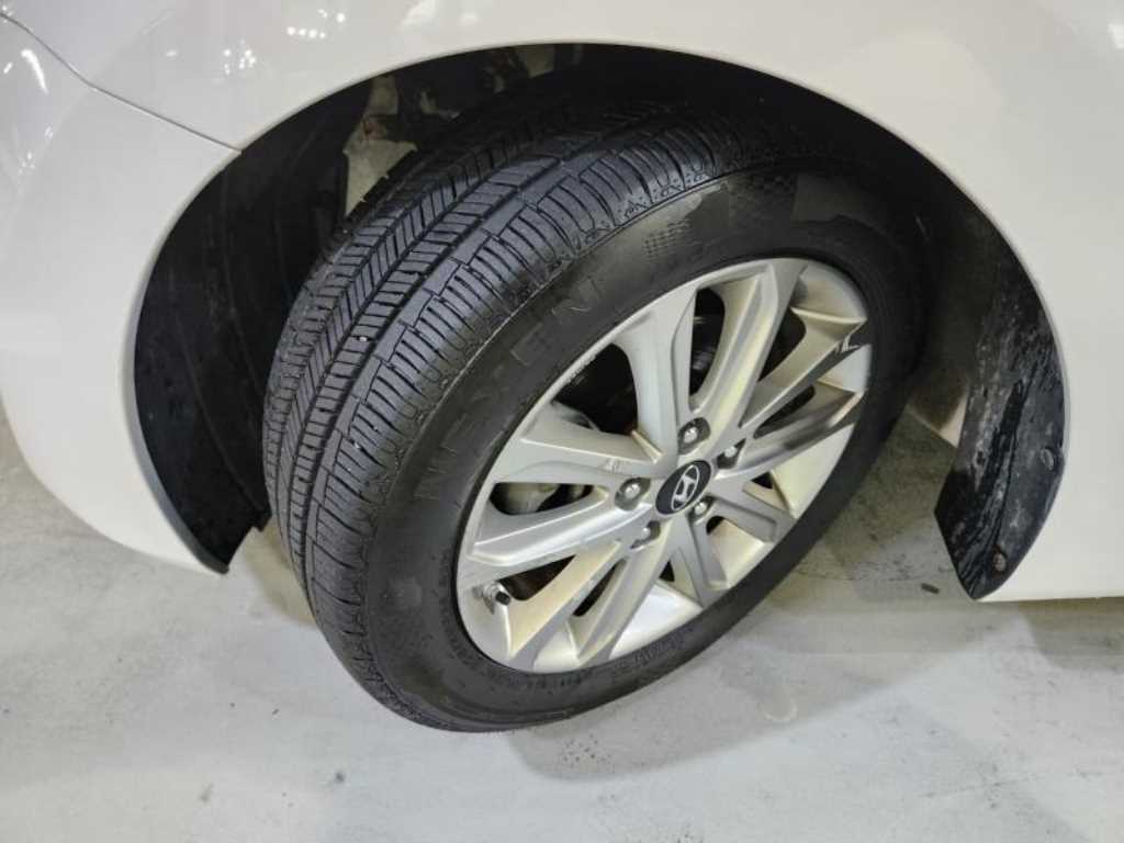 HYUNDAI Avante 2015 Blanco - Importación desde Corea - HF Imports Iquique - Foto 20