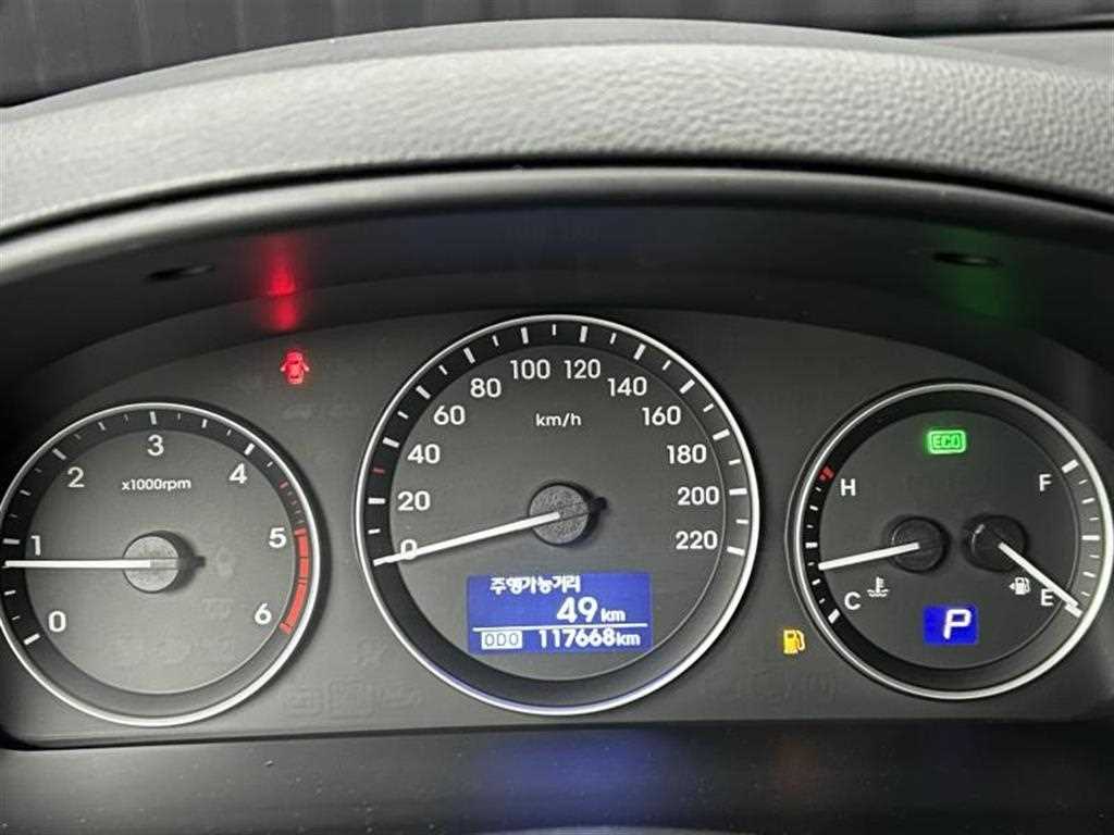 HYUNDAI Starex - Vista 12