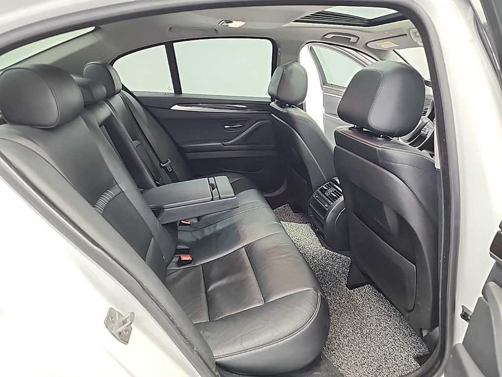 BMW 5 Series - Vista 12