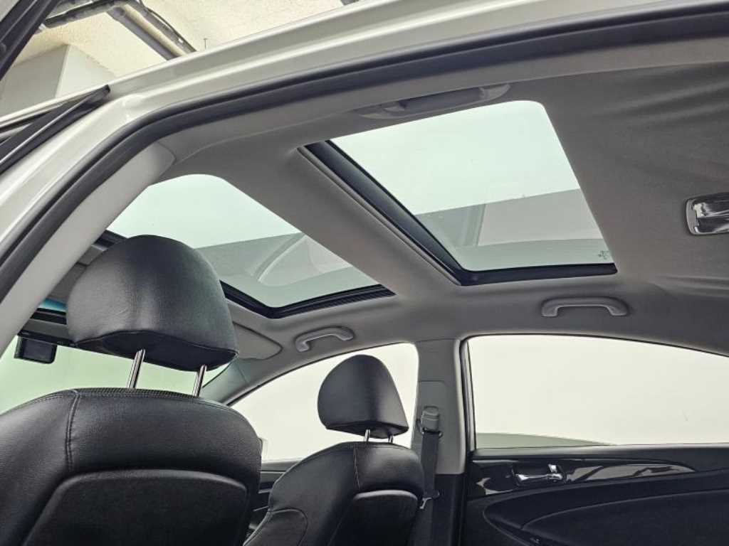 HYUNDAI Sonata 2011 - Importación desde Corea - HF Imports Iquique - Foto 18