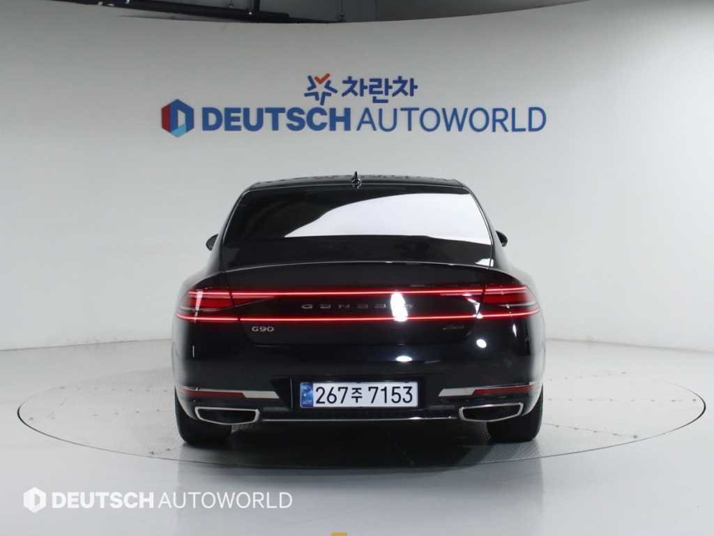 Genesis G90 - Vista 4