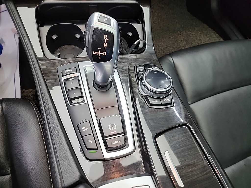 BMW 5 Series - Vista 8